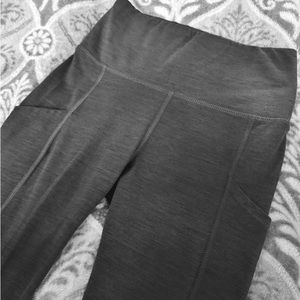 American Eagle The Everything 7/8 Pocket Leggings small